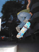 Skateboarding on the Lyon's streets - June 2005 - photo #2